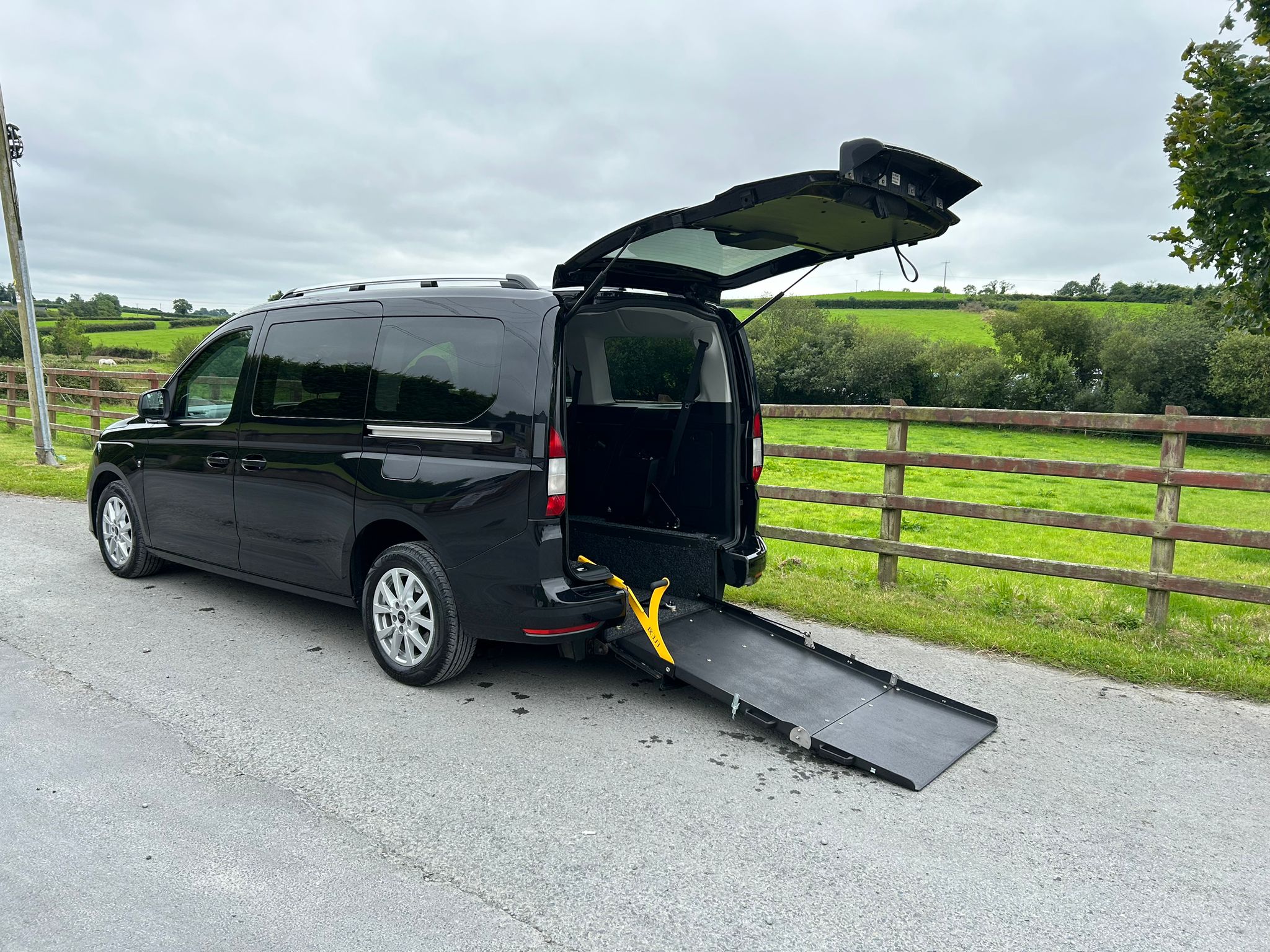 Used Ford Tourneo Grand Connect Flexi Bench Northern Ireland